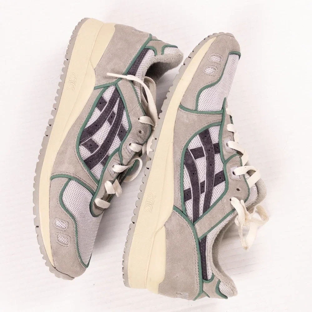 ASICS Gel-Lyte III OG Pleasures Mens 7.5 Grey Meteorite Suede Sneaker Streetwear